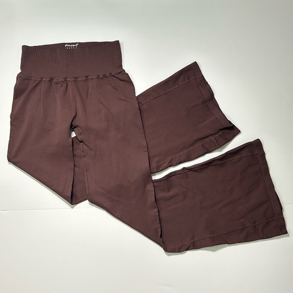 NWOT FP Movement Good Karma Flare Leggings Short Inseam Brown M/L